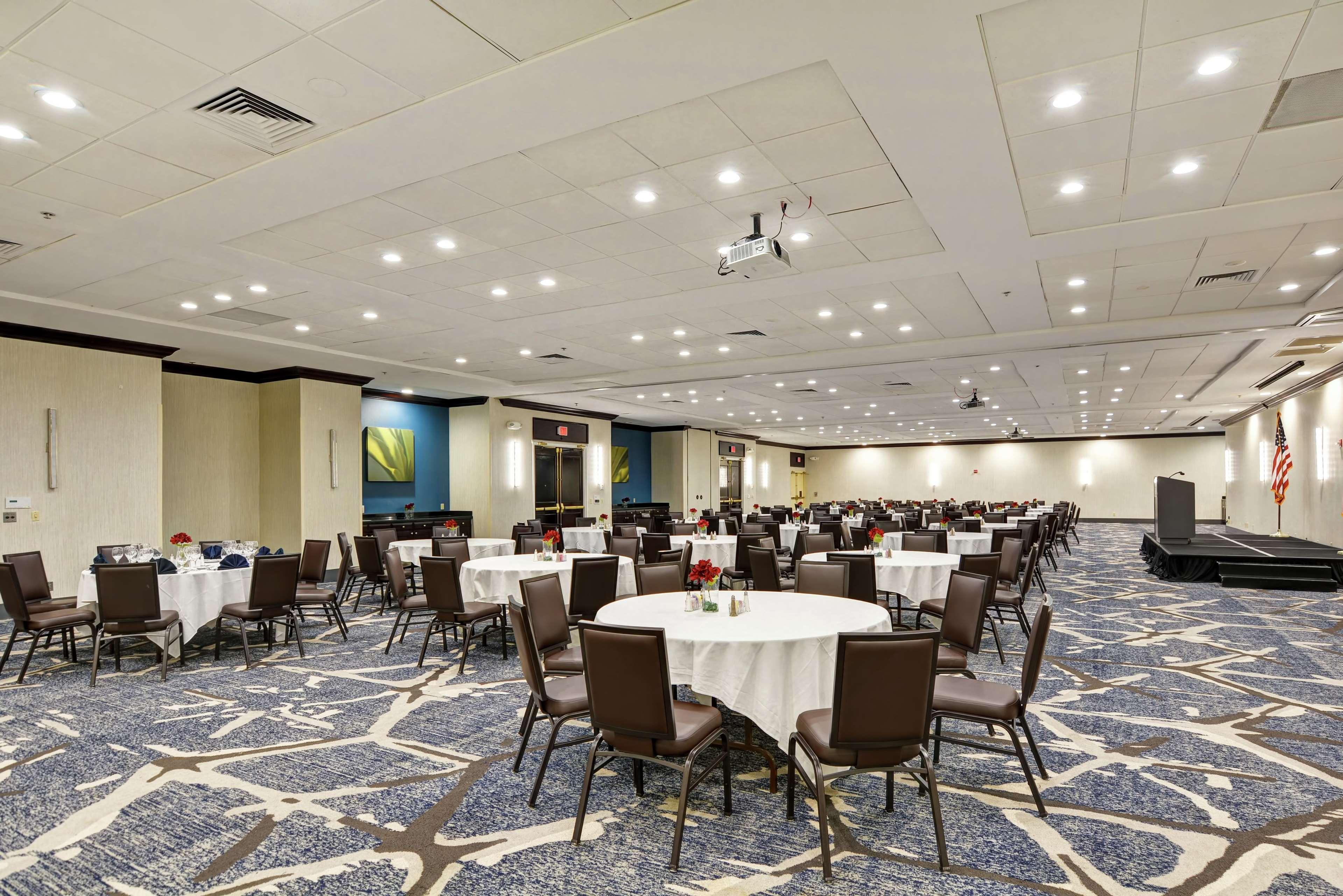 Embassy Suites By Hilton Orlando Downtown Экстерьер фото