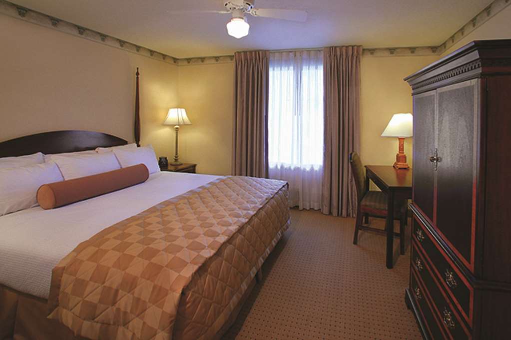 Embassy Suites By Hilton Orlando Downtown Номер фото